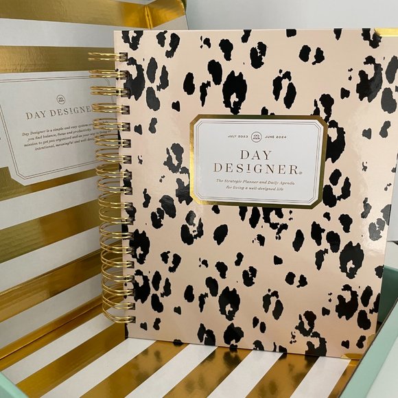 Day Designer Office Nwt Day Designer Daily Planner July 223 June